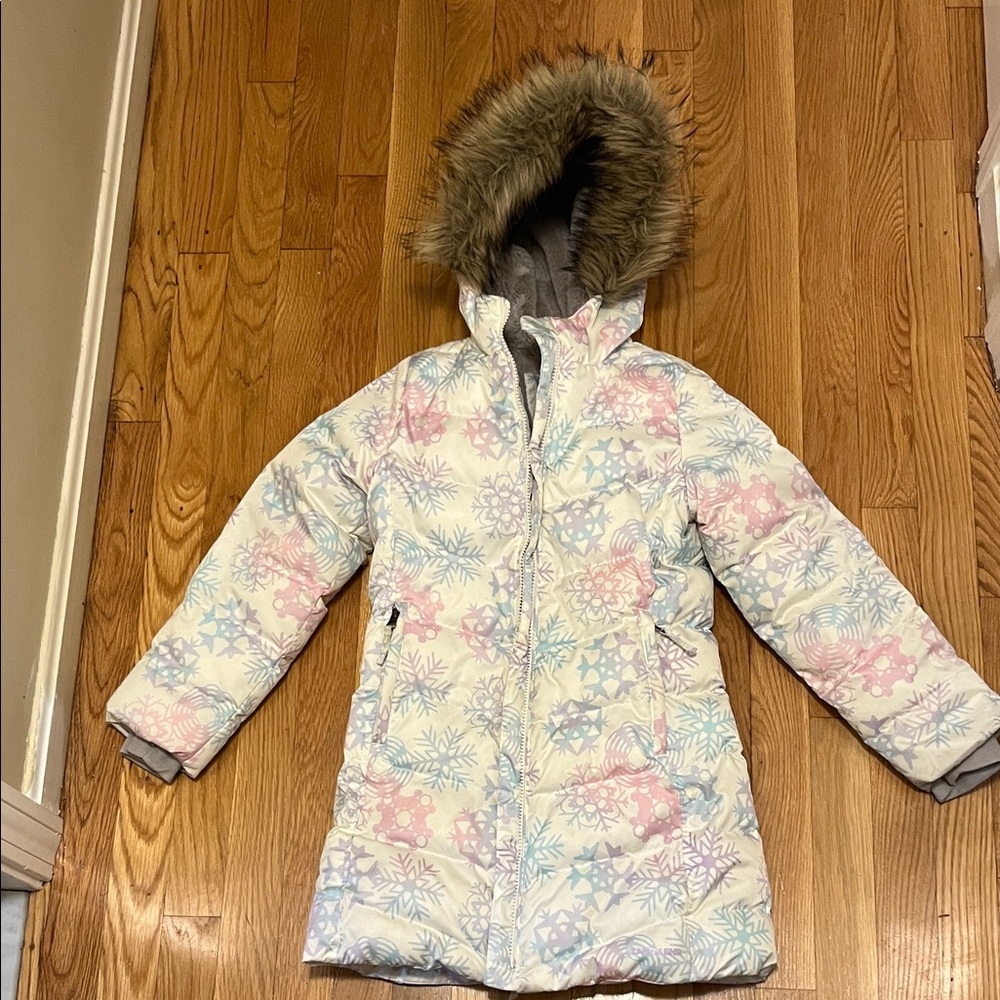 Lands' End Girls' Snowflake Winter Coat with Faux Fur Hood, size S